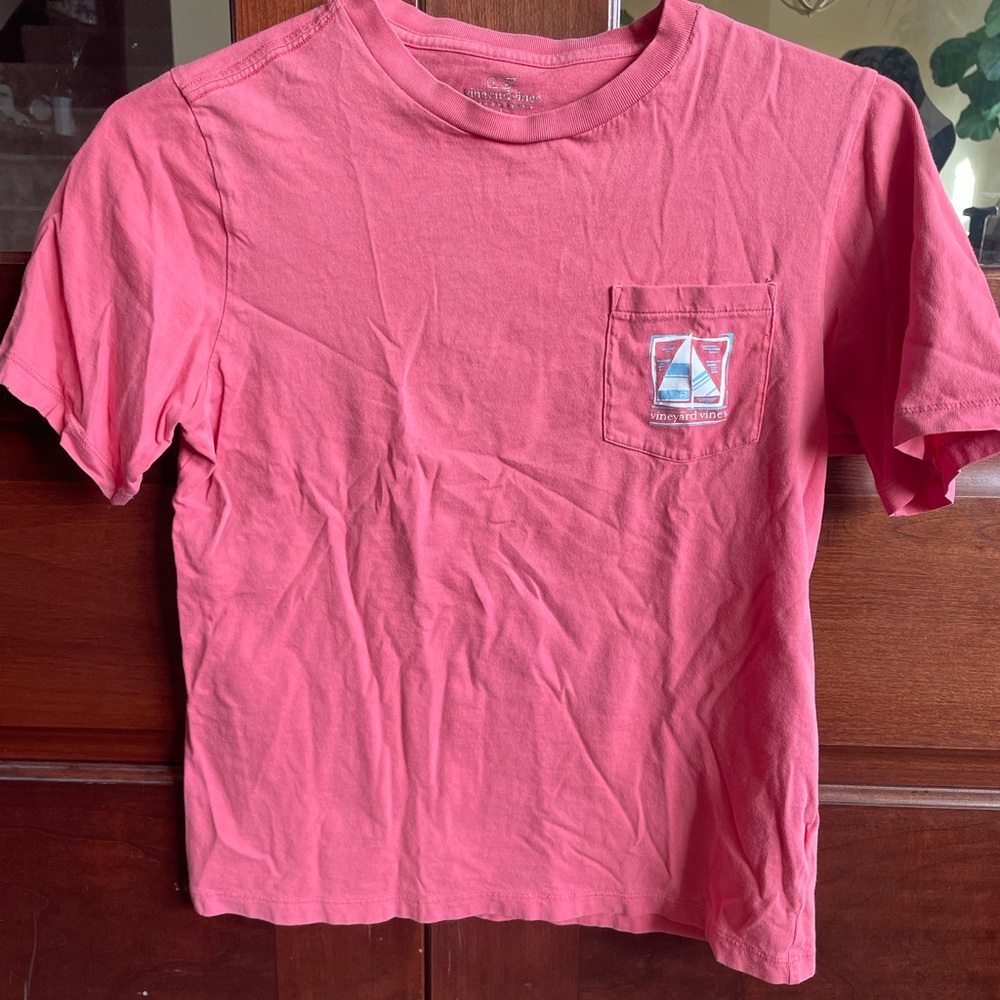 Vineyard Vines Kids Coral Graphic Pocket Tee-sailboat